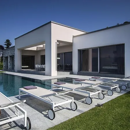 Camilla * Στρέσα