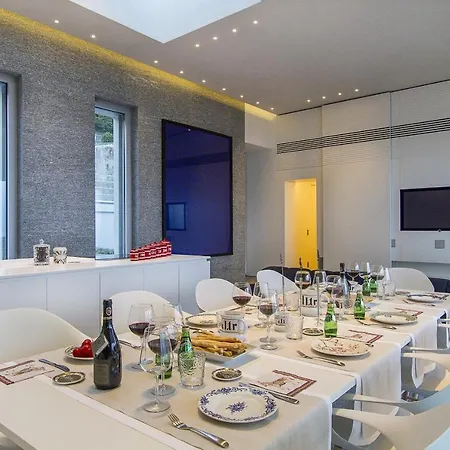 Camilla Villa Stresa