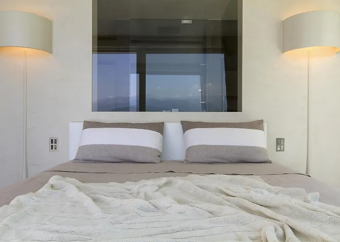 Camilla فيلة ستريزا