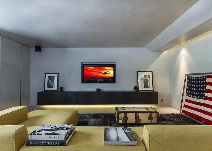 Camilla ستريزا